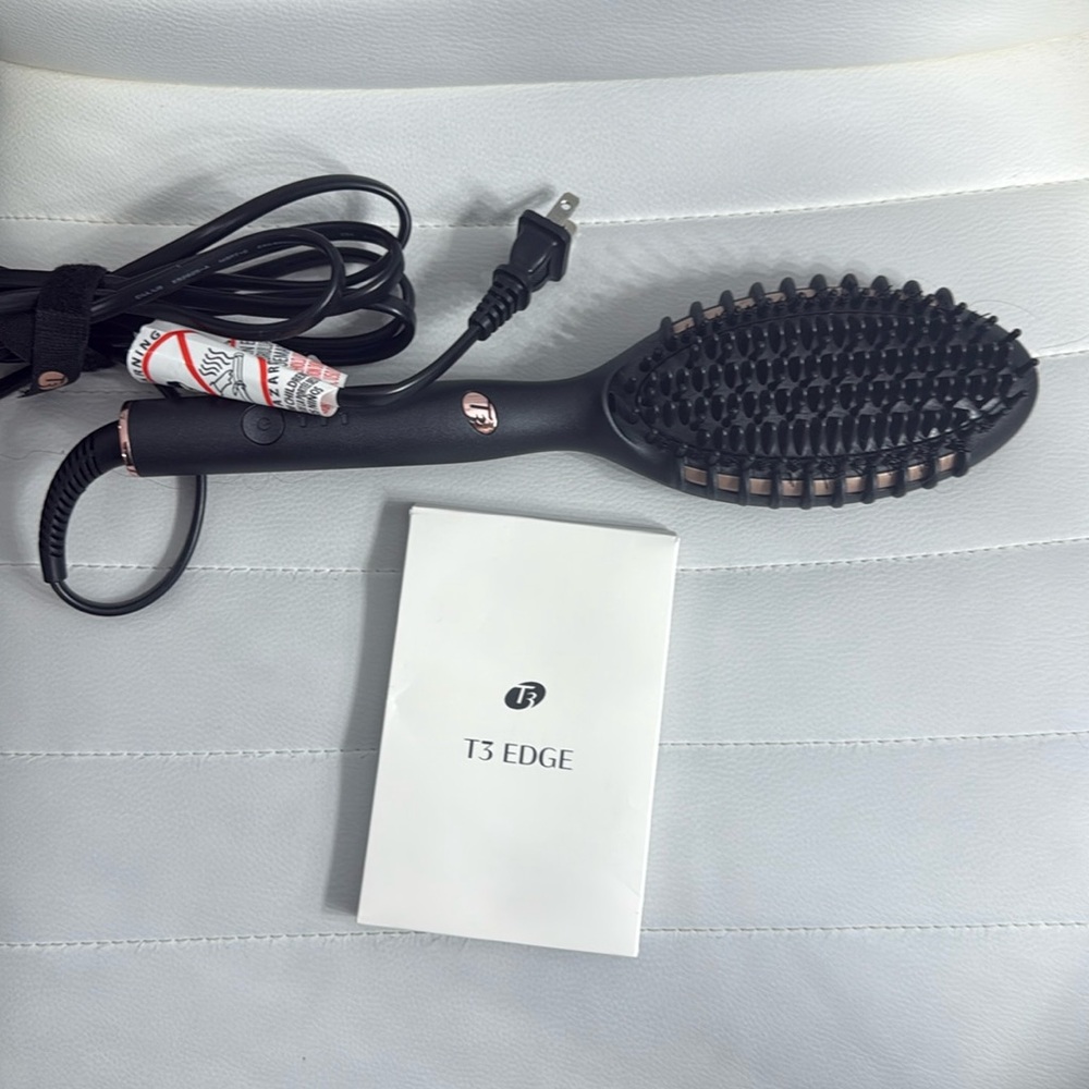 T3 Edge Heated smoothing & Styling Brush
